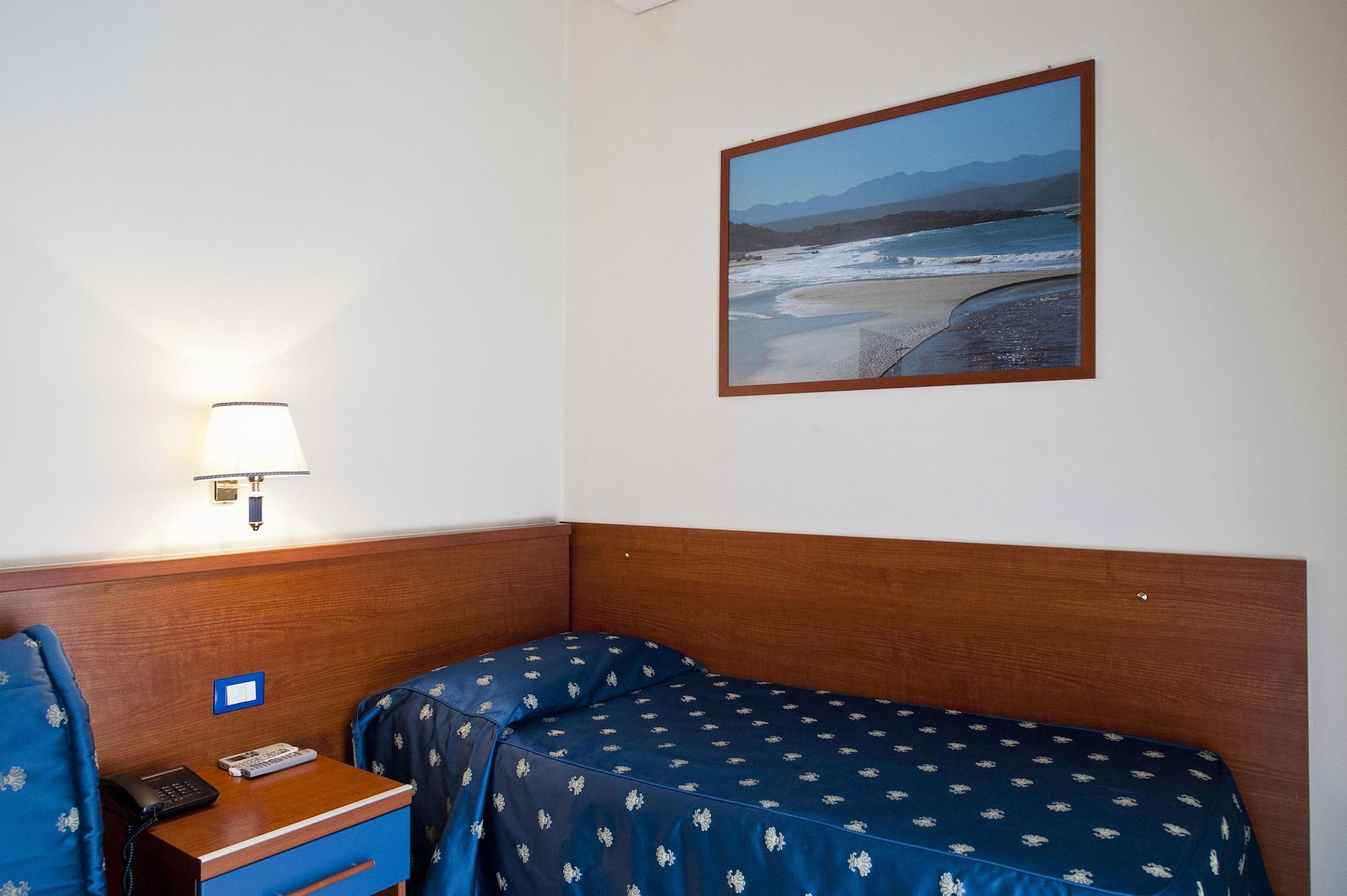 רומא Hotel 4 Pini מראה חיצוני תמונה