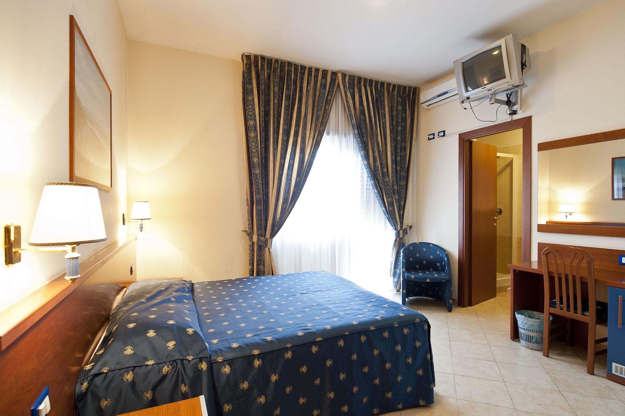 רומא Hotel 4 Pini מראה חיצוני תמונה